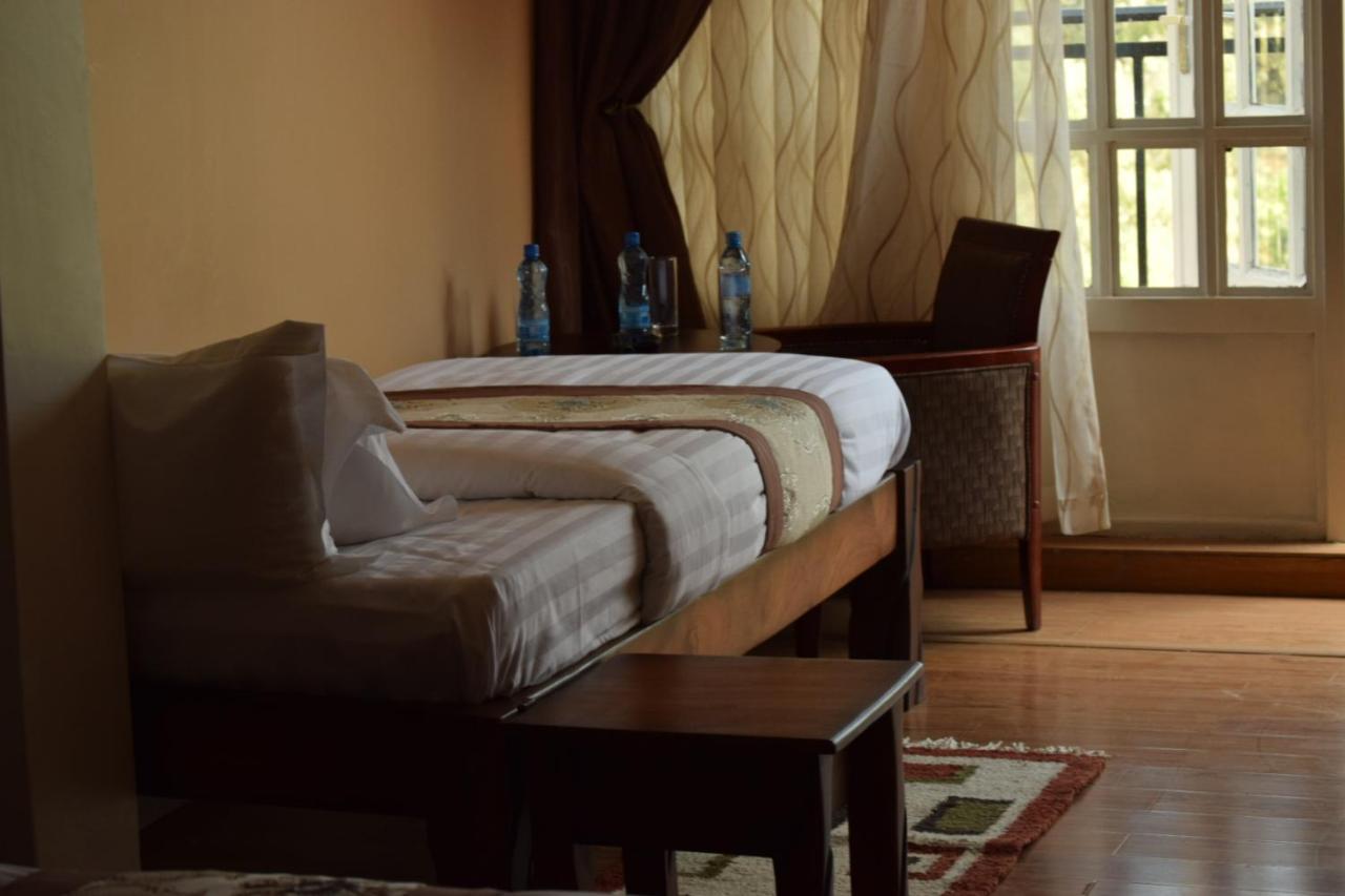 Esikar Gardens Hotel Narok Eksteriør bilde