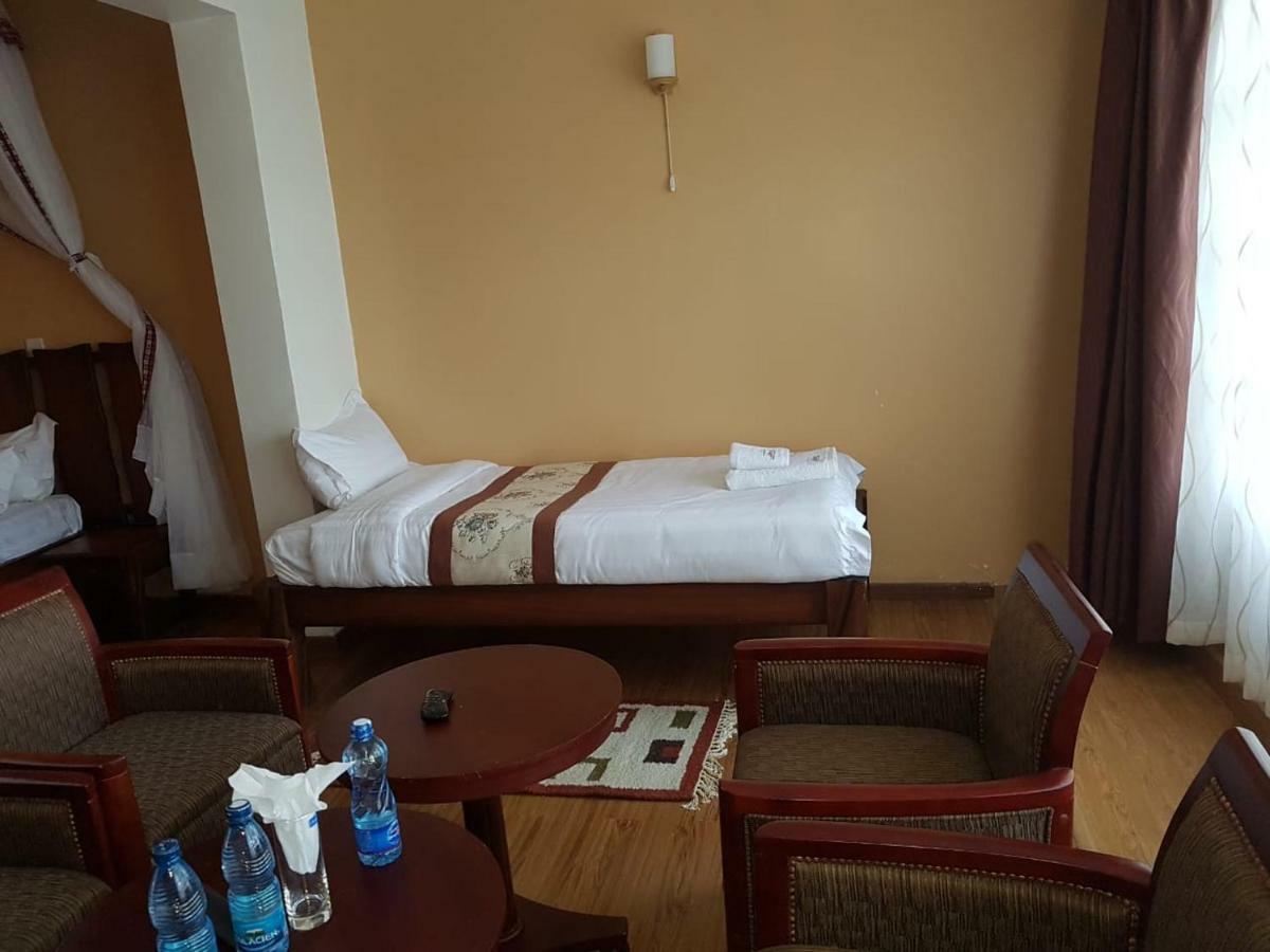 Esikar Gardens Hotel Narok Eksteriør bilde